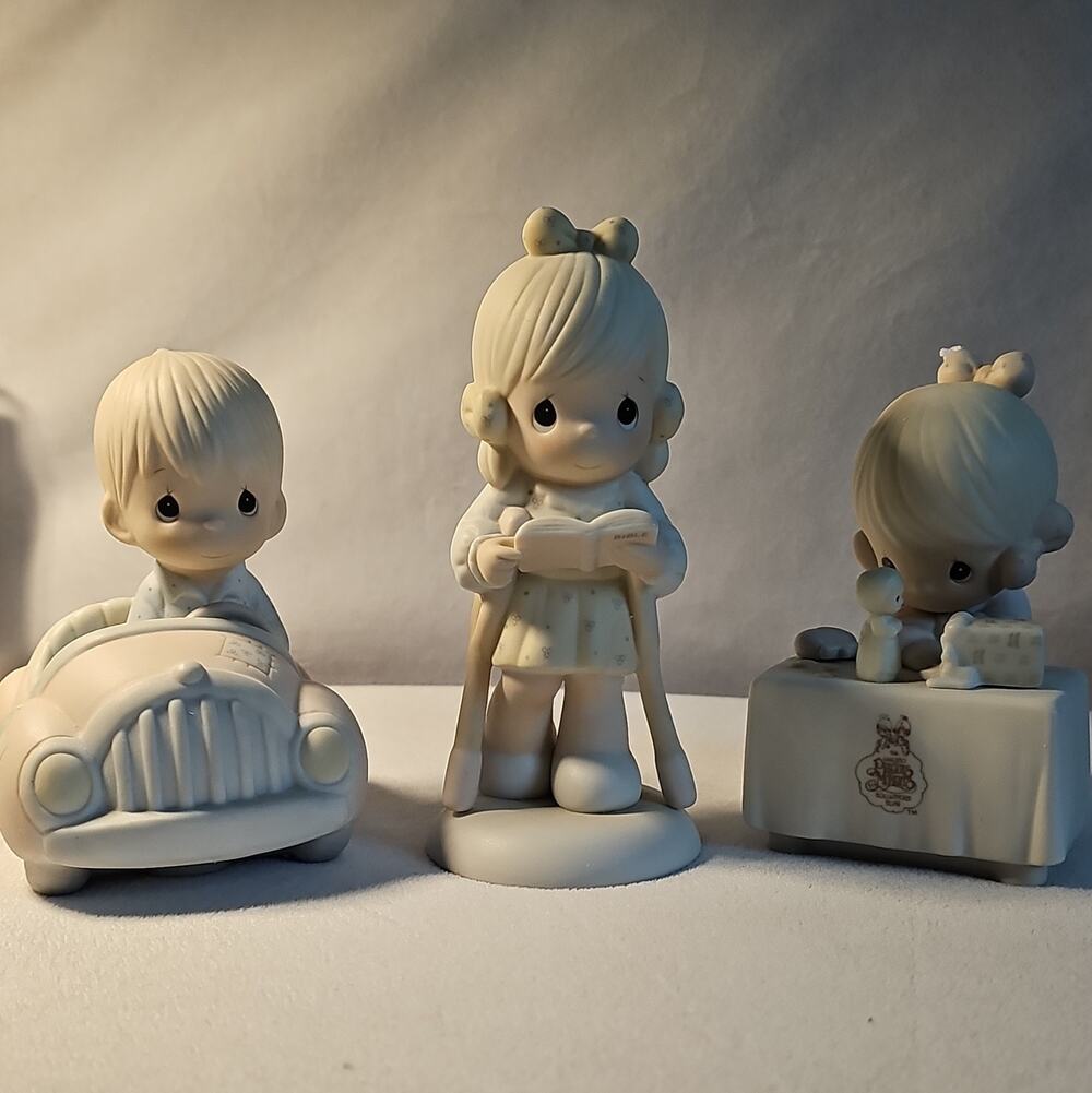 Vintage Precious Moments 1986-1990 Porcelain Figurines Set Set Of 3